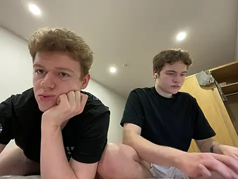Snapshot of danielxfun chatting on April 2026 06:10:02 PM danielxfun online show from April 2026 06:10:02 PM