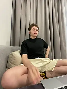 Snapshot of danielxfun chatting on April 2026 04:23:02 PM danielxfun online show from April 2026 04:23:02 PM