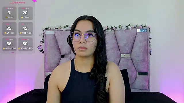 Snapshot of Iris_mandarinne chatting on October 2025 06:08:01 PM Iris mandarinne online show from October 2025 06:08:01 PM