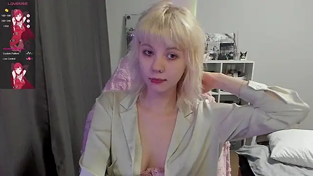 TenderTwos online show from April 2026 07:16:02 PM