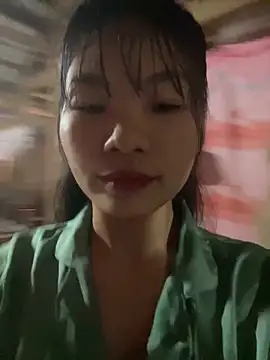 Snapshot of Minaeruei chatting on May 2026 10:10:01 AM Minaeruei online show from May 2026 10:10:01 AM