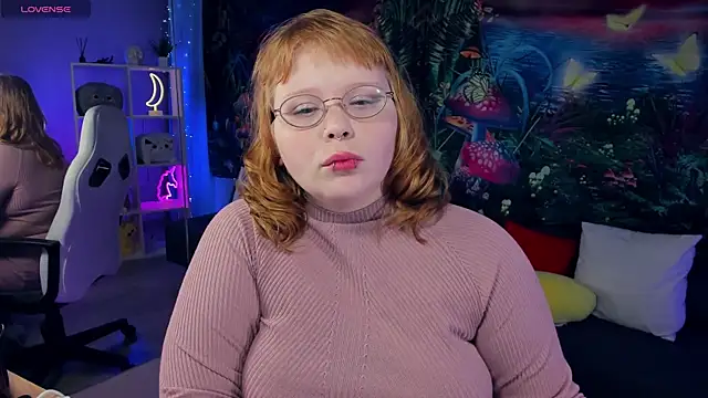 LottieReed online show from November 2025 05:04:02 PM