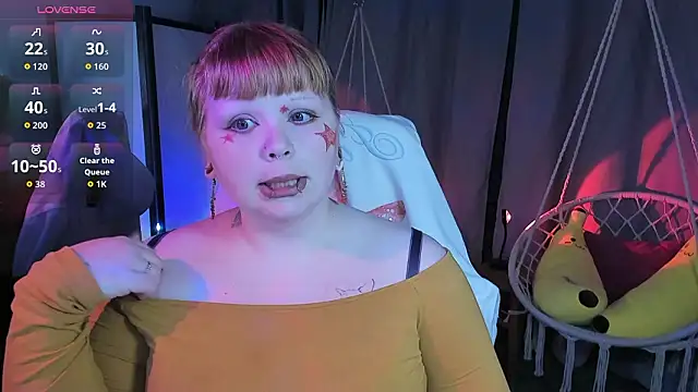 Snapshot of LottieReed chatting on March 2026 06:55:01 PM LottieReed online show from March 2026 06:55:01 PM