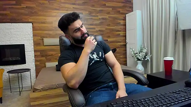 MicahLane online show from November 2025 04:56:01 AM