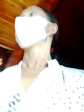 TRIEUTRIEU20 online show from October 2025 01:42:01 AM