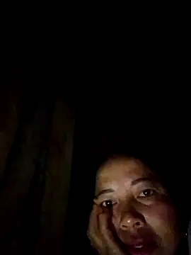 TRIEUTRIEU20 online show from November 2025 09:58:01 PM