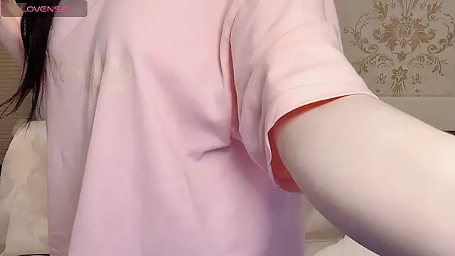 anna-888- online show from February 2026 01:18:02 PM