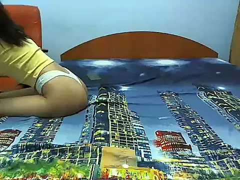 andreea713 online show from October 2025 04:30:02 PM