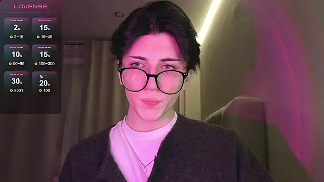 Oliver star boy  online show from February 2026 10:59:02 PM