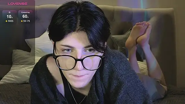 Oliver star boy  online show from February 2026 09:52:01 PM