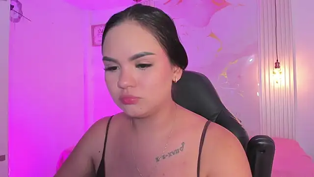 amber white15 online show from April 2026 08:18:02 AM