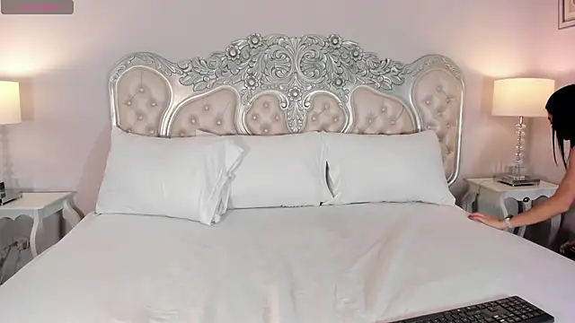 Snapshot of AmyColman_ chatting on February 2026 12:12:01 PM AmyColman online show from February 2026 12:12:01 PM