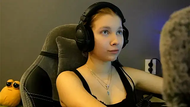 Softixq online show from January 2026 03:15:01 PM