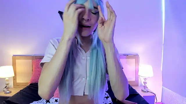 Damiian20  online show from November 2025 04:17:01 PM