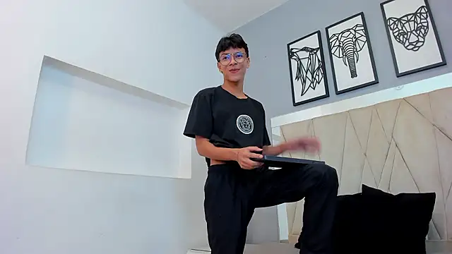 adams bobby online show from February 2026 11:47:02 AM