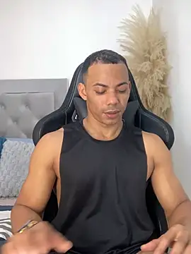 Snapshot of jony_Oconnor chatting on January 2026 12:43:01 PM jony Oconnor online show from January 2026 12:43:01 PM