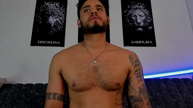 AUSTINN TORRES online show from July 2026 12:21:02 AM