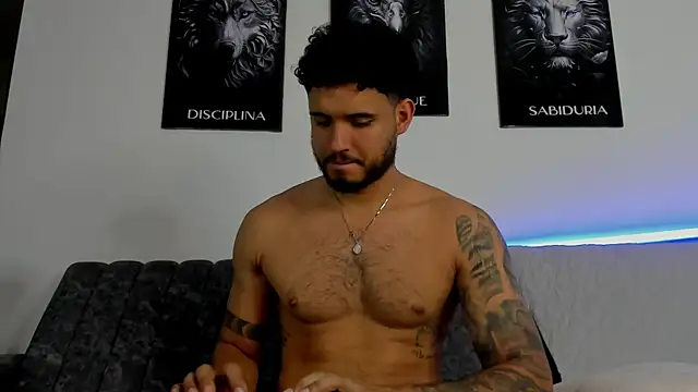 AUSTINN TORRES online show from July 2026 12:28:01 AM