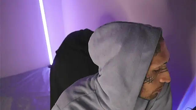 Snapshot of TokyoHatsumoto chatting on February 2026 02:53:01 AM TokyoHatsumoto online show from February 2026 02:53:01 AM