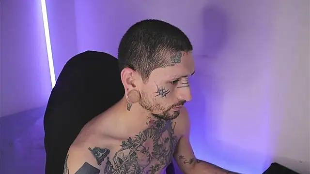 Snapshot of TokyoHatsumoto chatting on February 2026 10:55:01 PM TokyoHatsumoto online show from February 2026 10:55:01 PM