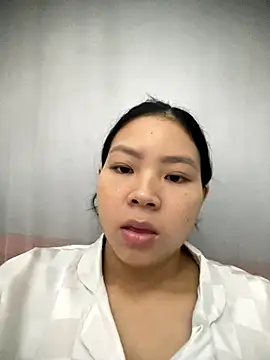 Snapshot of Milk_xx chatting on November 2025 02:51:02 PM Milk xx online show from November 2025 02:51:02 PM