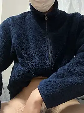 Snapshot of HERO113211 chatting on October 2025 04:20:02 PM HERO113211 online show from October 2025 04:20:02 PM