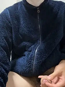 Snapshot of HERO113211 chatting on October 2025 04:19:01 PM HERO113211 online show from October 2025 04:19:01 PM