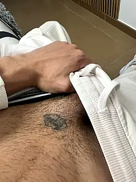 findomhot online show from October 2025 01:40:02 PM