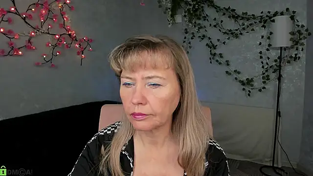 Carla Vogue online show from December 2025 09:58:02 AM