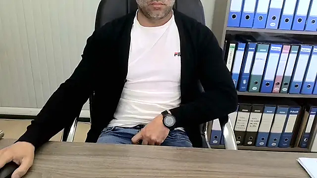 Evasionee online show from April 2026 10:18:02 AM