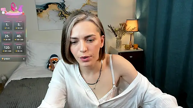 Snapshot of AliceRivass chatting on October 2025 01:37:01 PM AliceRivass online show from October 2025 01:37:01 PM