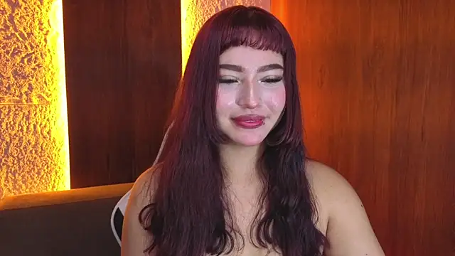 Snapshot of Afrodita_Wild_v chatting on June 2026 01:11:01 PM Afrodita Wild v online show from June 2026 01:11:01 PM