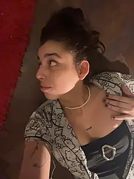 Snapshot of gigi333regi chatting on March 2026 01:11:01 AM gigi333regi online show from March 2026 01:11:01 AM