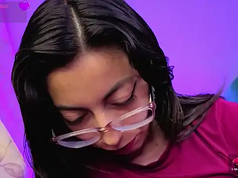 Snapshot of zylla_storn chatting on February 2026 09:32:01 PM zylla storn online show from February 2026 09:32:01 PM