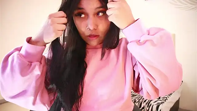 Isabelle Lane online show from November 2025 12:26:01 PM