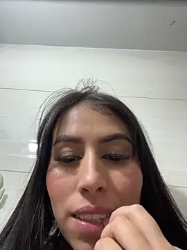 Snapshot of BIJOU_SECRET chatting on November 2025 01:55:02 AM BIJOU SECRET online show from November 2025 01:55:02 AM