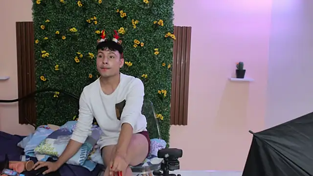 Snapshot of angel666smit chatting on October 2025 01:56:02 PM angel666smit online show from October 2025 01:56:02 PM