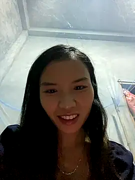 Snapshot of Yunzang chatting on November 2025 12:21:02 AM Yunzang online show from November 2025 12:21:02 AM