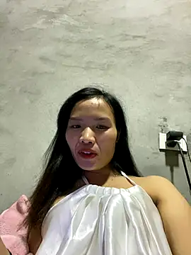 Snapshot of Yunzang chatting on December 2025 03:11:01 AM Yunzang online show from December 2025 03:11:01 AM