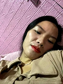 Snapshot of Yunzang chatting on December 2025 12:42:01 AM Yunzang online show from December 2025 12:42:01 AM