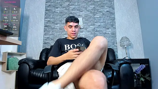 Snapshot of zack_joness18 chatting on February 2026 04:55:01 AM zack joness18 online show from February 2026 04:55:01 AM