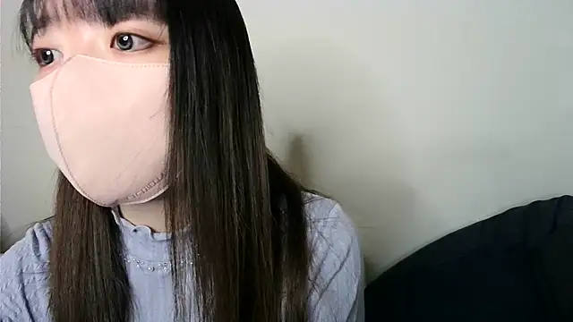 yua chan00 online show from December 2025 04:05:01 PM