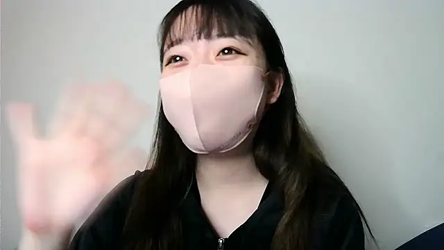 Snapshot of yua_chan00 chatting on February 2026 05:19:02 PM yua chan00 online show from February 2026 05:19:02 PM