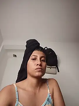 YeseniaRodriguez3 online show from January 2026 11:51:02 PM