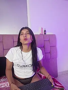 YeseniaRodriguez3 online show from June 2026 12:41:01 PM