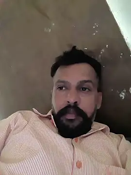 Hot-boss15 online show from May 2026 06:32:01 AM