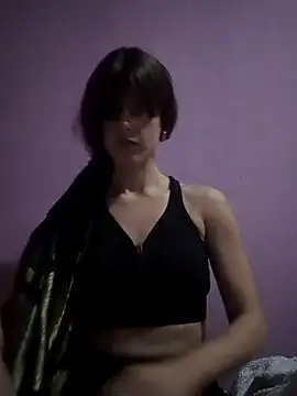 Snapshot of Aintzina chatting on October 2025 06:23:01 PM Aintzina online show from October 2025 06:23:01 PM