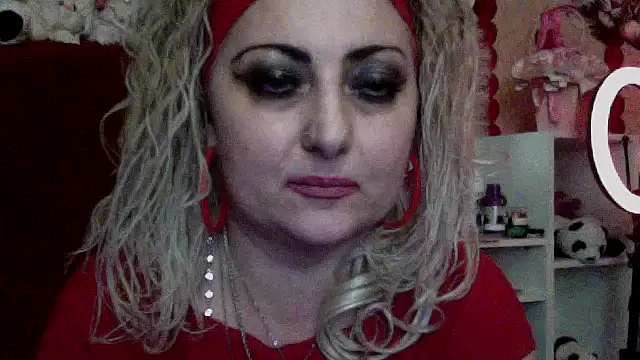 xHot Amazonq online show from January 2026 08:18:02 PM