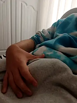 Snapshot of burak682 chatting on October 2025 08:20:02 AM burak682 online show from October 2025 08:20:02 AM