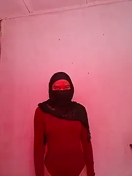 Snapshot of AmirahZahra_ chatting on October 2025 03:40:01 AM AmirahZahra  online show from October 2025 03:40:01 AM